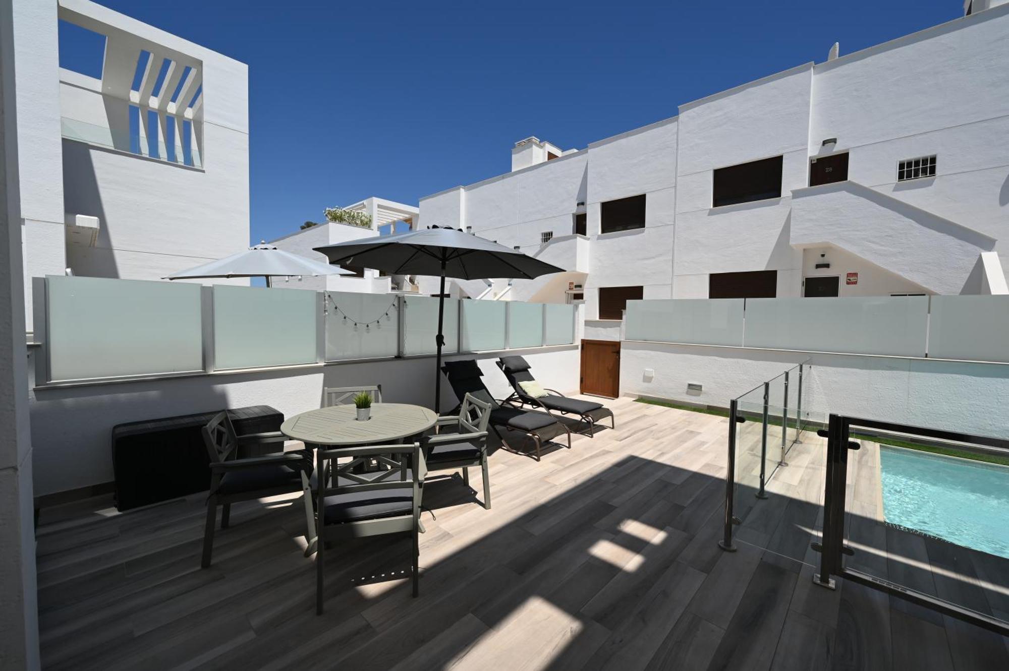 Lake House By United Renters Villa Torrevieja Exterior photo